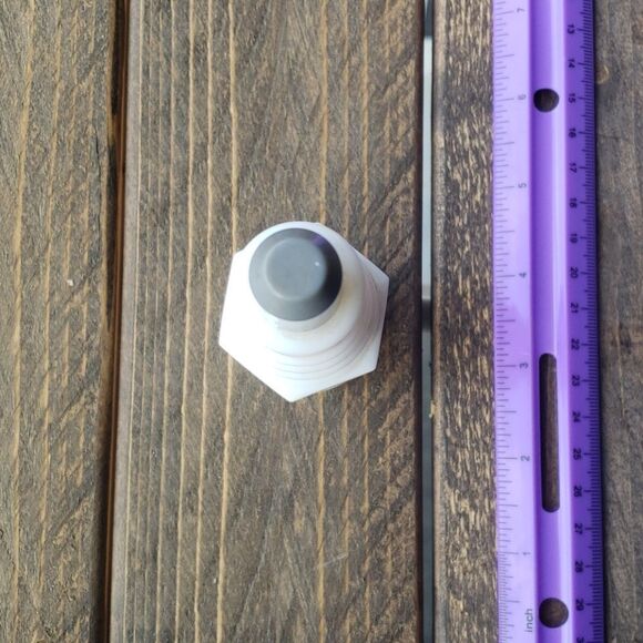 Avon Duracell and Champion Decor Set - Black, Gold, White - Picture 5 of 8